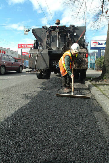 repair asphalt driveway natick